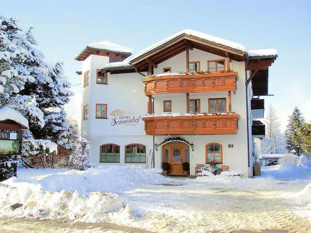 Hotel Sonnenhof - Bed & Breakfast & Appartements Mutters 3*,  Austria